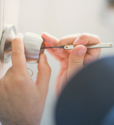Why Hiring a Local Irvine Locksmith Saves Time & Money