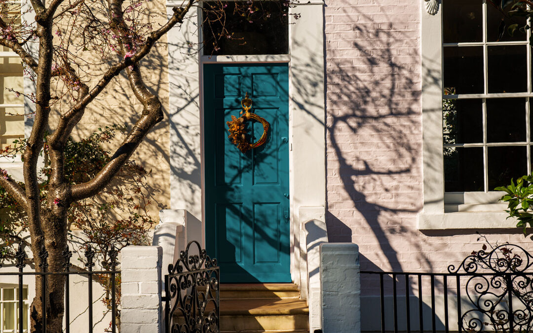 Emergency Locksmith in Ayrshire: Locked Out? Here’s What to Do