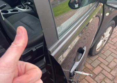 Customer satisfied after emergency locksmith gained non-destructive car entry in Ayrshire