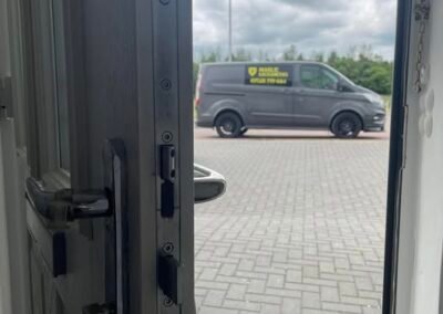 front door repaired in maidenhill by marlie locksmiths