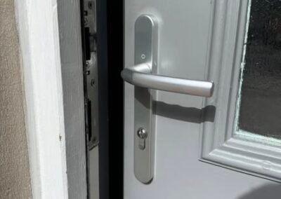 new lock handle fitted in montgomerypark by marlie locksmiths